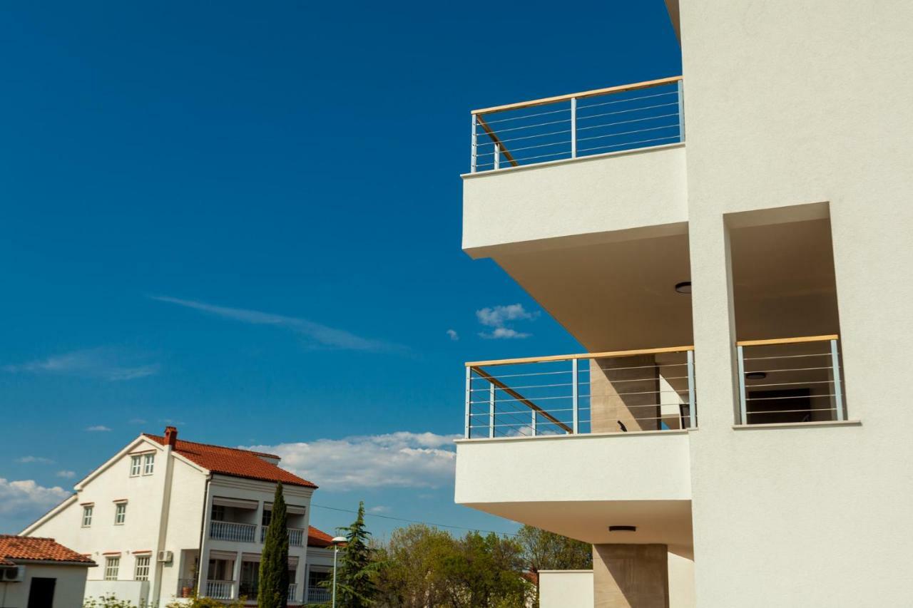 Apartments Kudec By El-Pi Tours マリンスカ エクステリア 写真